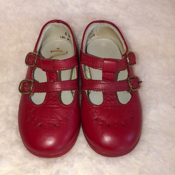 Vintage Red Stride Rite Mary Janes Size 5